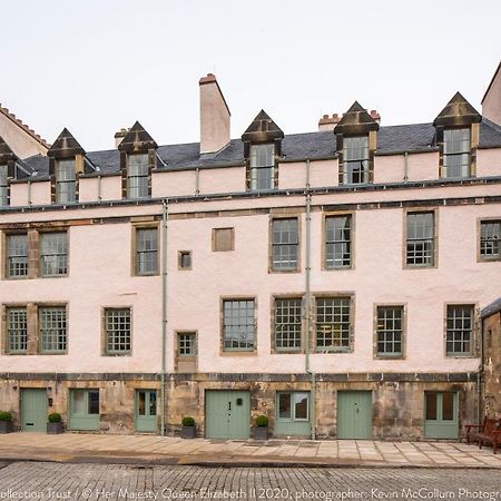Cheval Abbey Strand Apartments, At Holyrood エディンバラ エクステリア 写真
