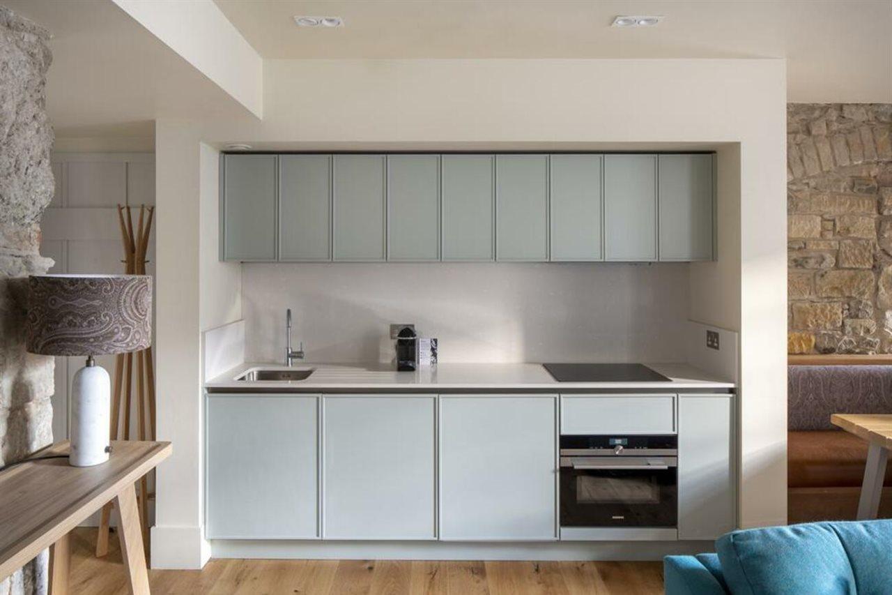 Cheval Abbey Strand Apartments, At Holyrood エディンバラ エクステリア 写真