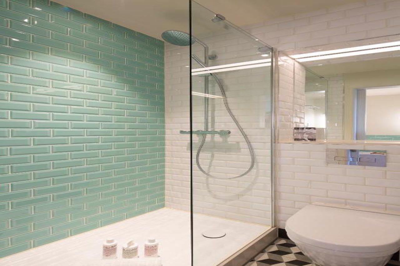 Cheval Abbey Strand Apartments, At Holyrood エディンバラ エクステリア 写真