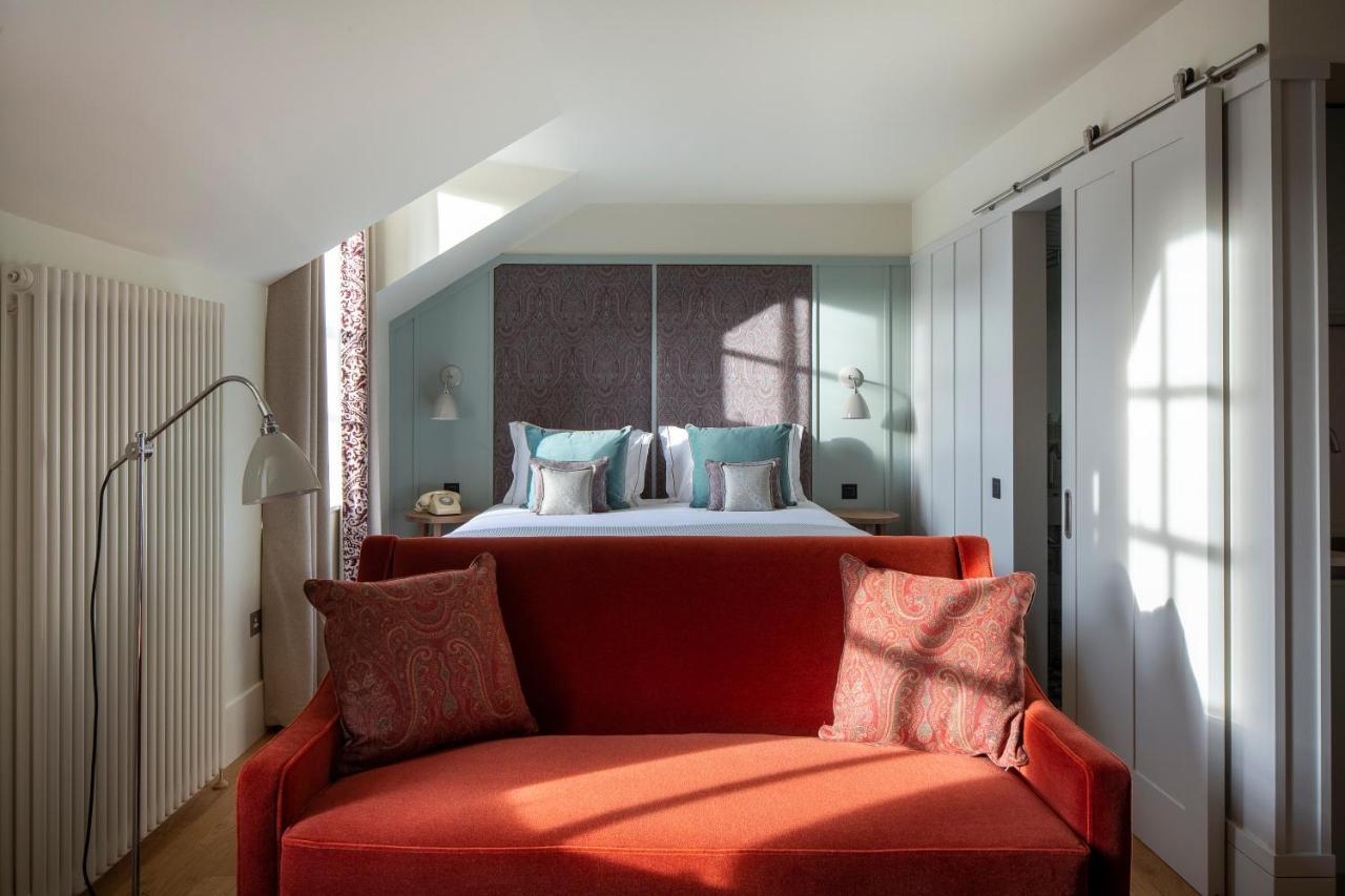 Cheval Abbey Strand Apartments, At Holyrood エディンバラ エクステリア 写真