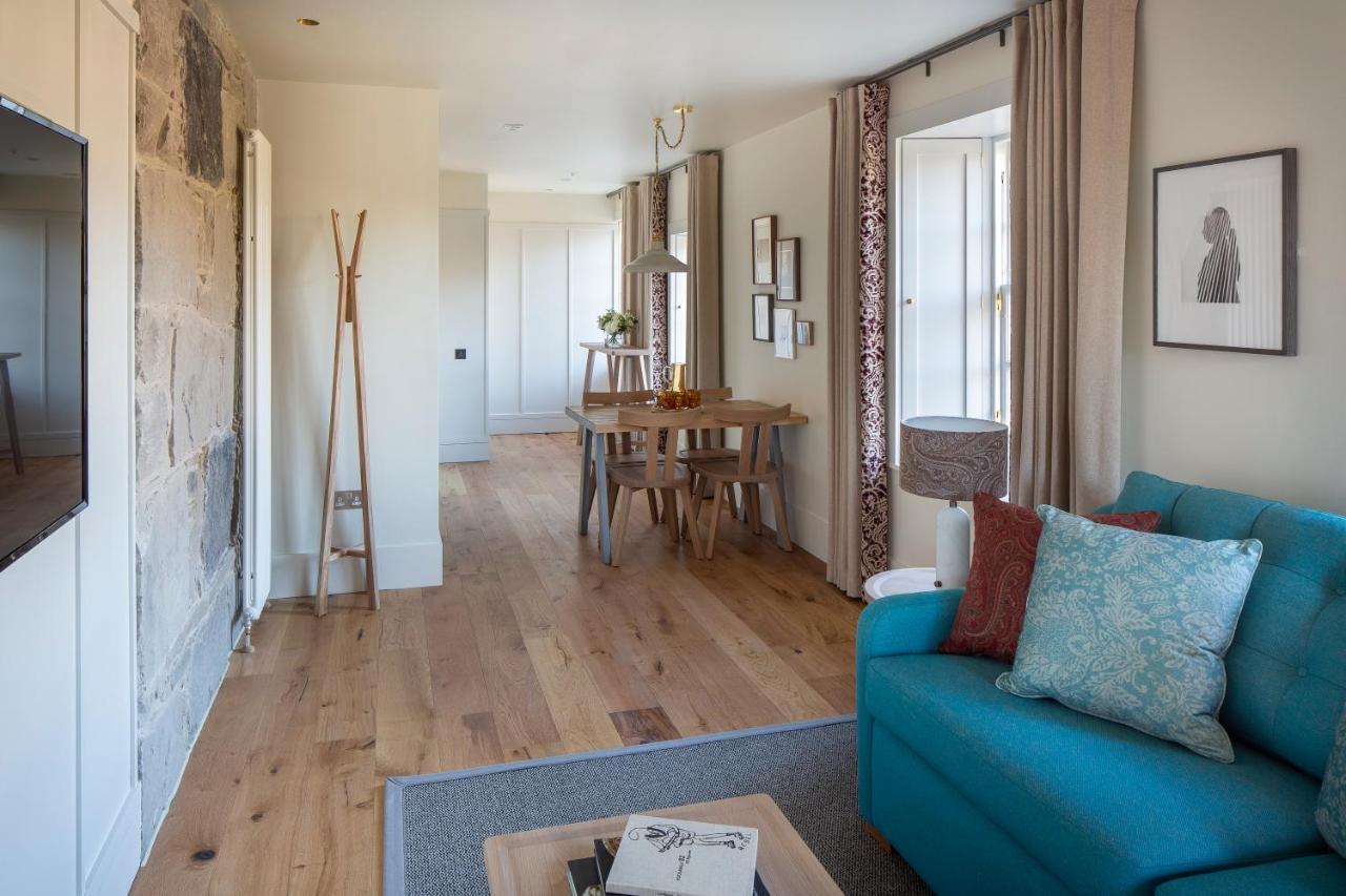 Cheval Abbey Strand Apartments, At Holyrood エディンバラ エクステリア 写真