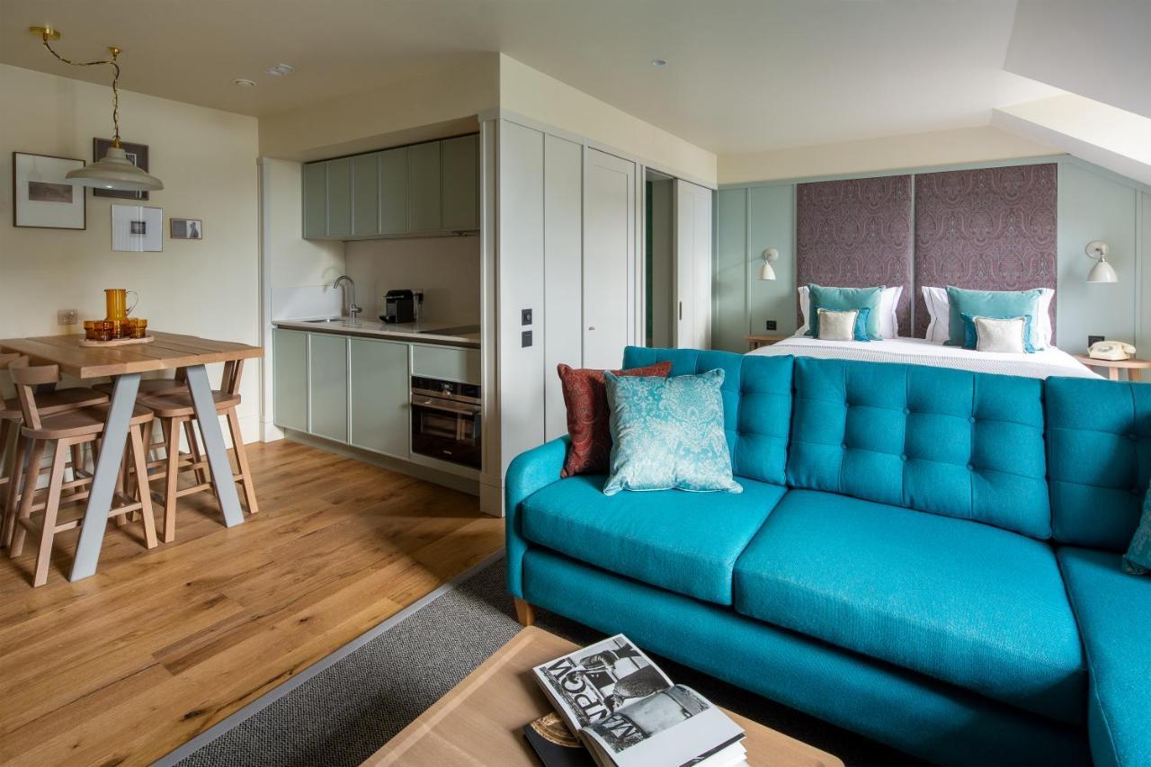 Cheval Abbey Strand Apartments, At Holyrood エディンバラ エクステリア 写真